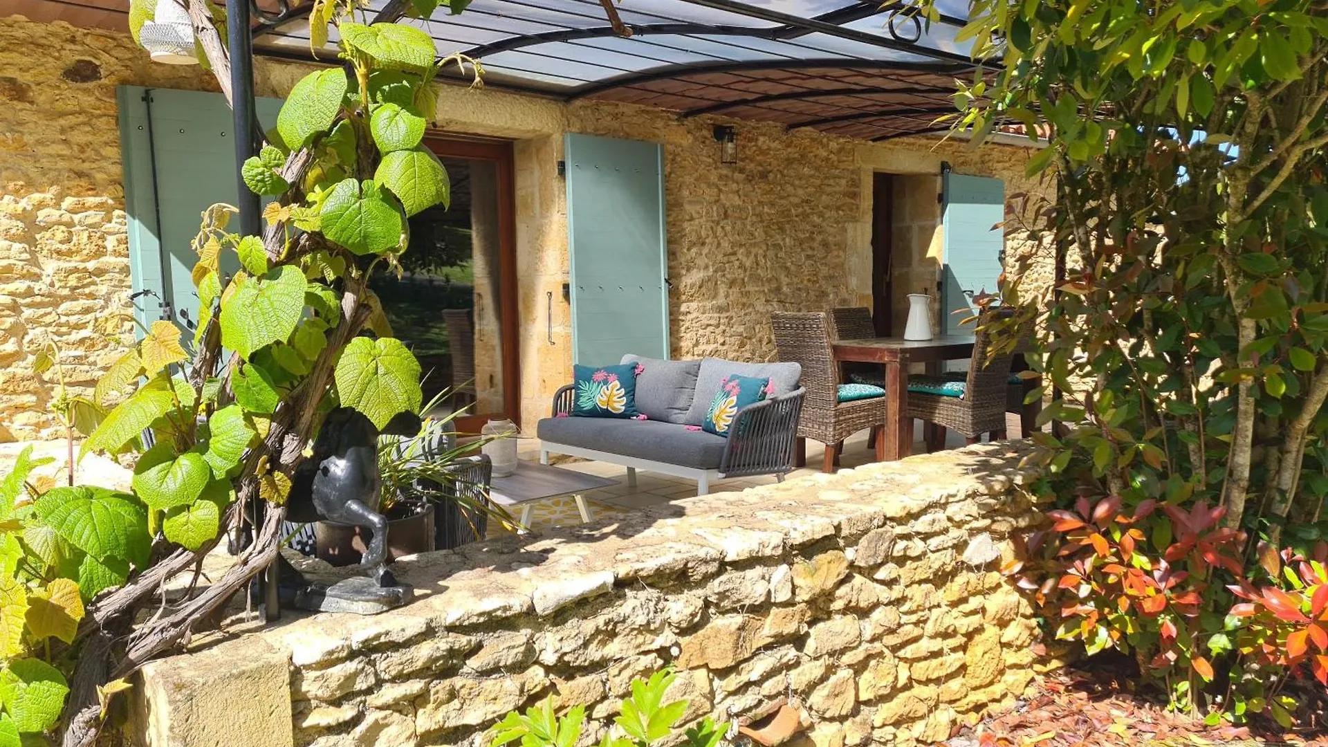 Larroque Haute Gites Cassagnes  0*, Cassagnes (Lot) France